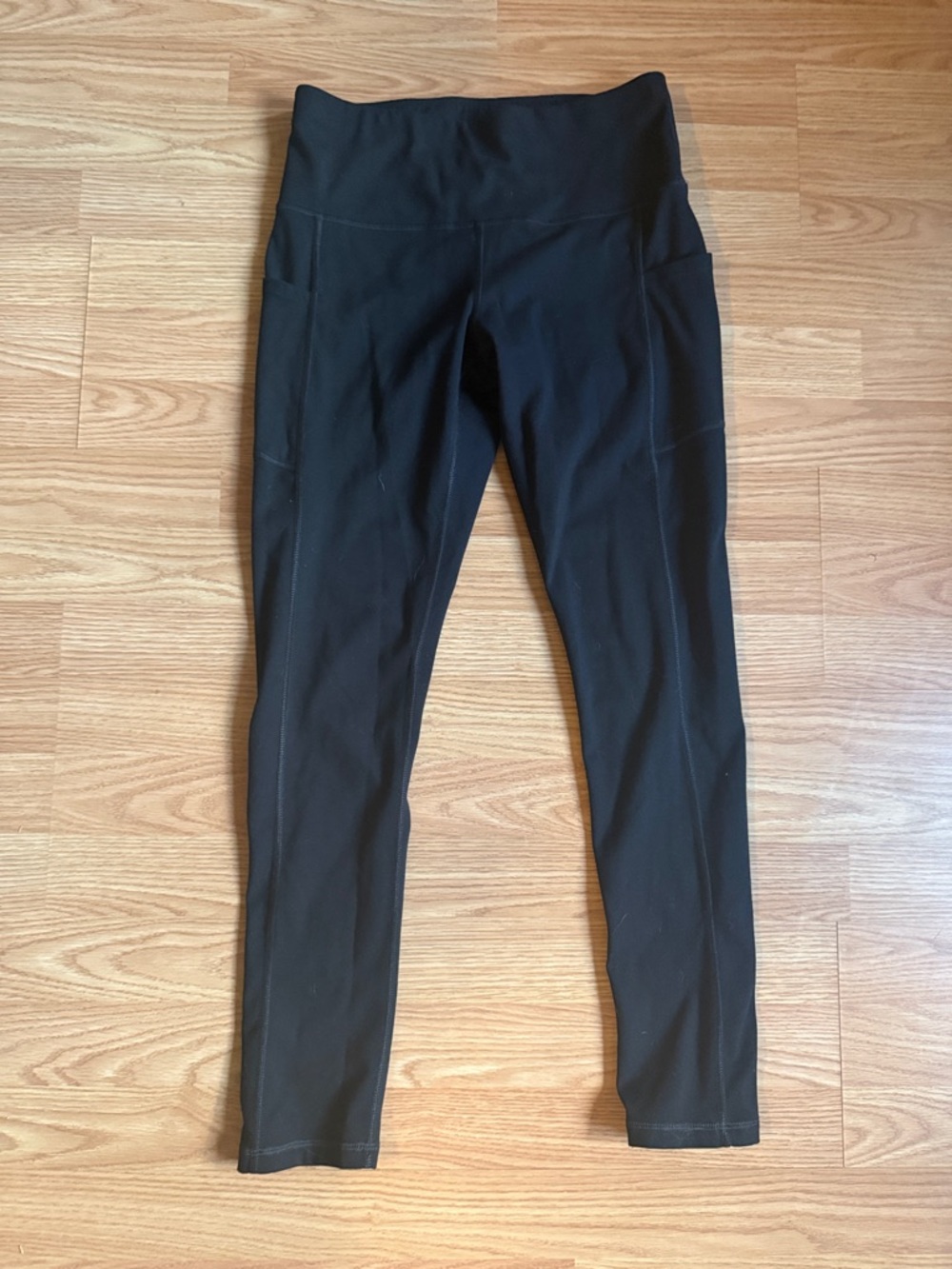 High-Rise Black Women's Active Leggings with pockets